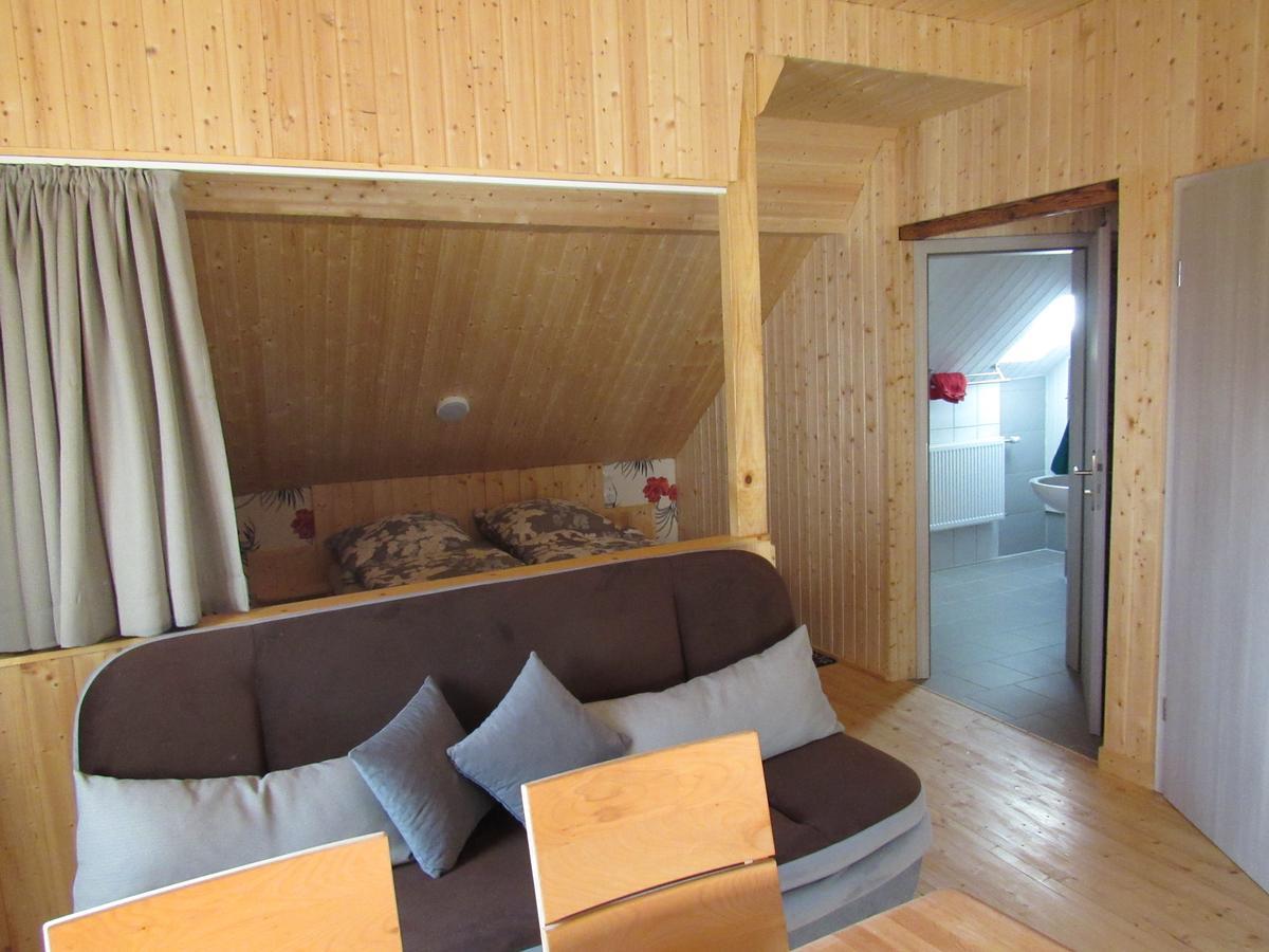 Ferienapartments Am Dorfplatz Langscheid  Экстерьер фото